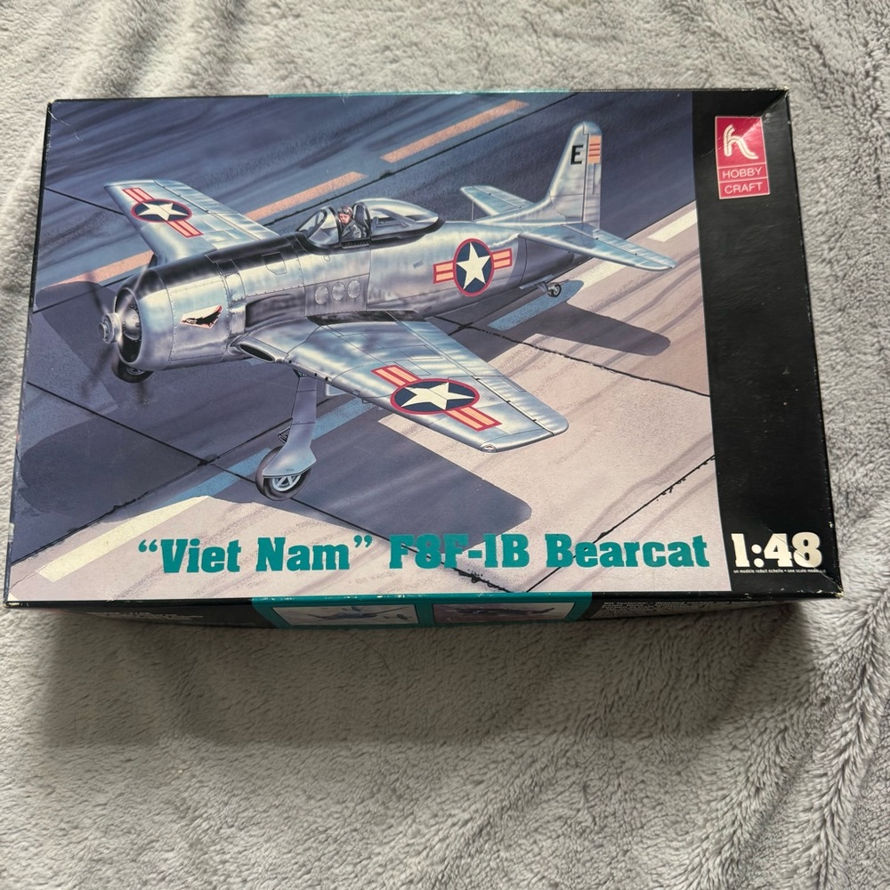 Hobbycraft 1/48 F8F-1B Bearcat Viet‎ Nam HC1442 OOP Model Kit Complete